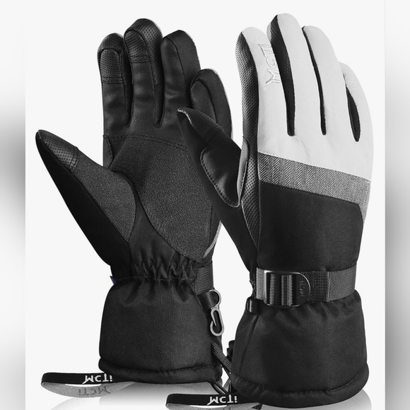 NWT Womens MCTi Black and White Winter Gloves - Picture 2 of 8